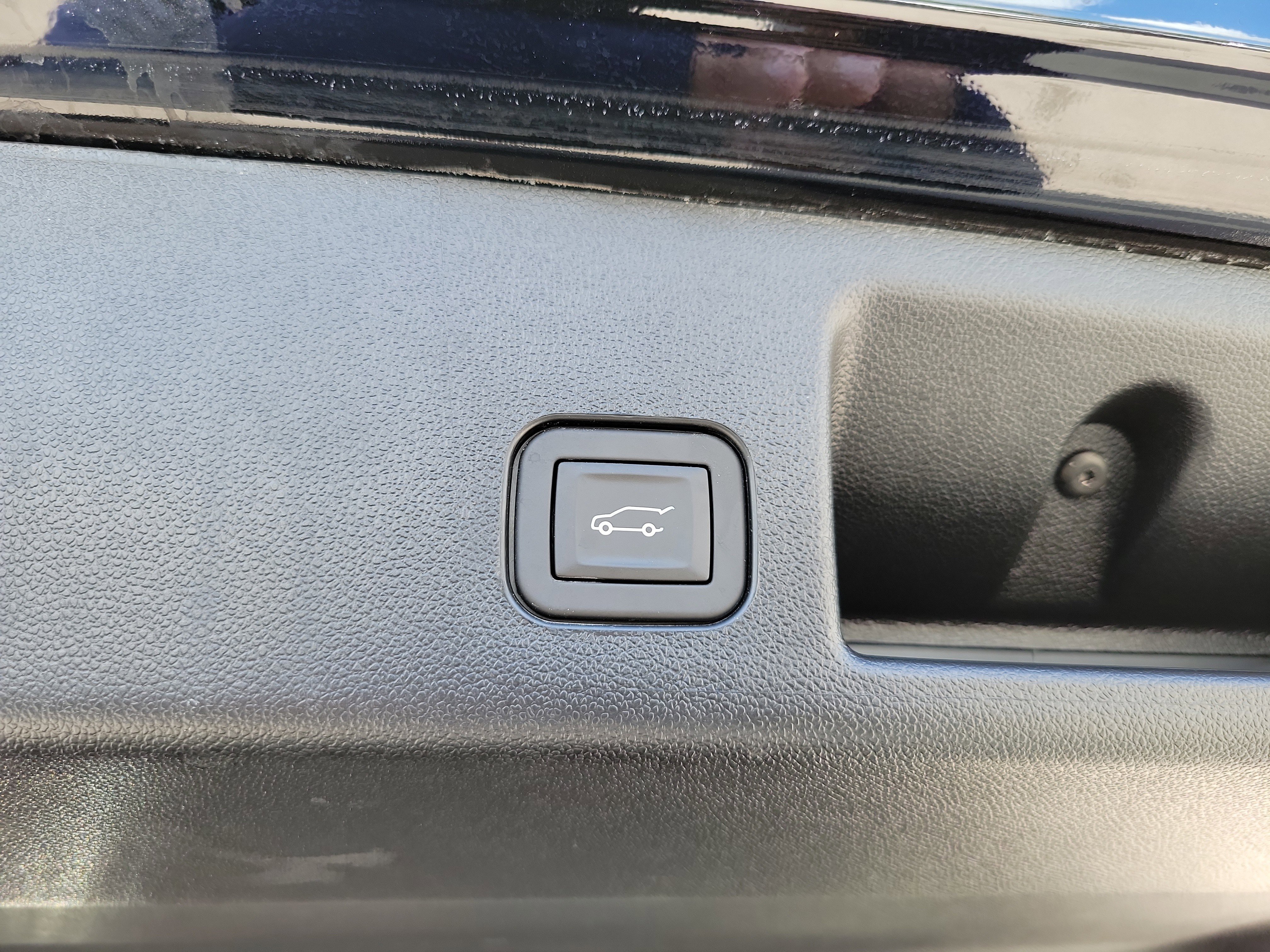 Used 2026 Chevrolet Equinox EV LT FWD image 17