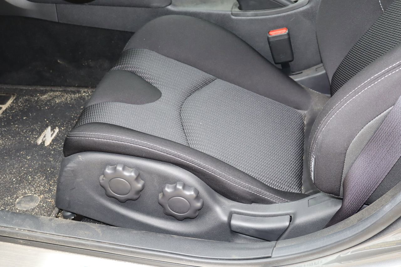 Used 2024 Nissan Z Sport w/ Floor Mat Package RWD image 13