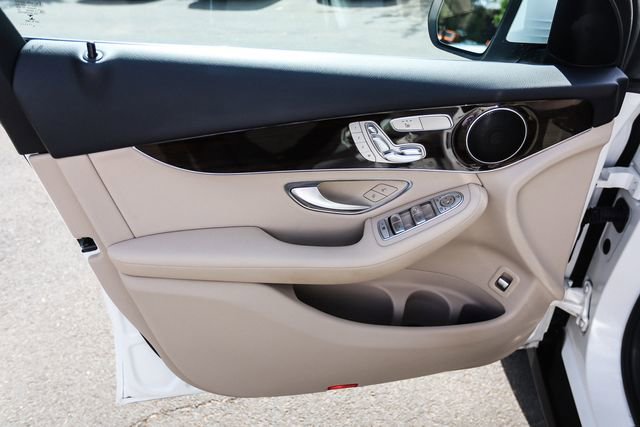 Used 2017 Mercedes-Benz GLC 300 4MATIC image 65