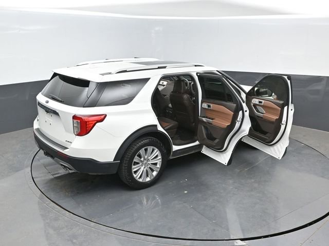 Certified 2023 Ford Explorer King Ranch w/ Technology Package AWD/4WD image 28