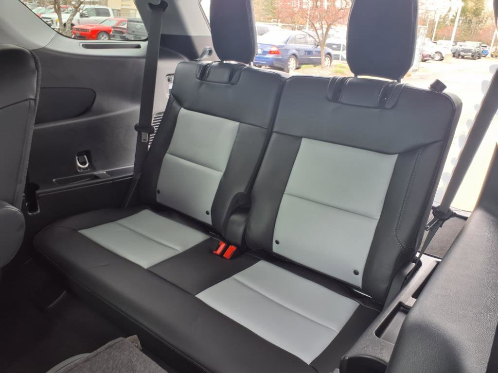 Certified 2023 Ford Explorer XLT w/ Equipment Group 202A image 10
