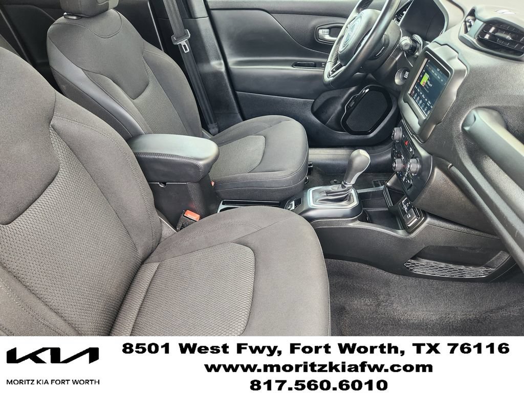 Used 2018 Jeep Renegade Altitude w/ Popular Equipment Group FWD image 12