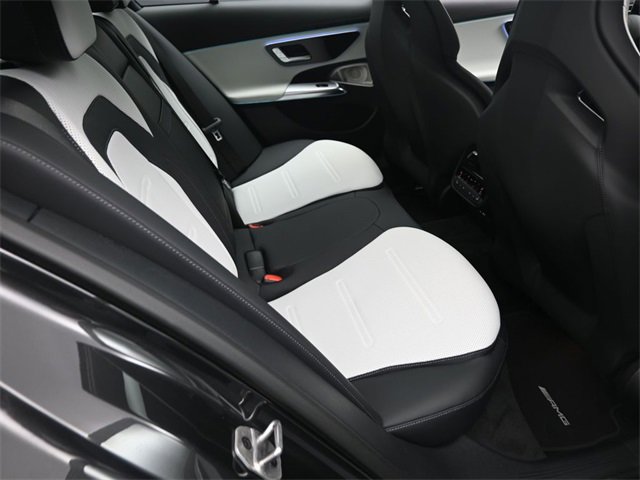 New 2026 Mercedes-Benz E 53 AMG e 4MATIC Sedan image 29