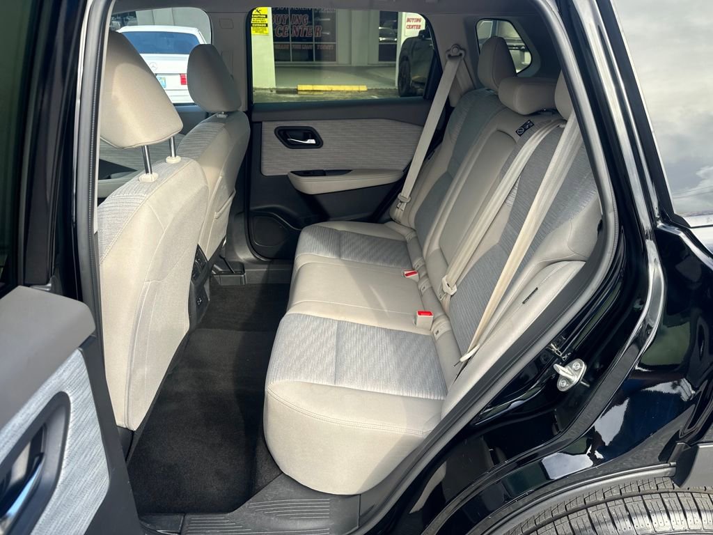 Certified 2023 Nissan Rogue SV image 25
