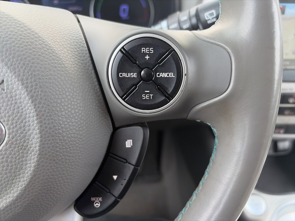 Used 2017 Kia Soul EV image 30