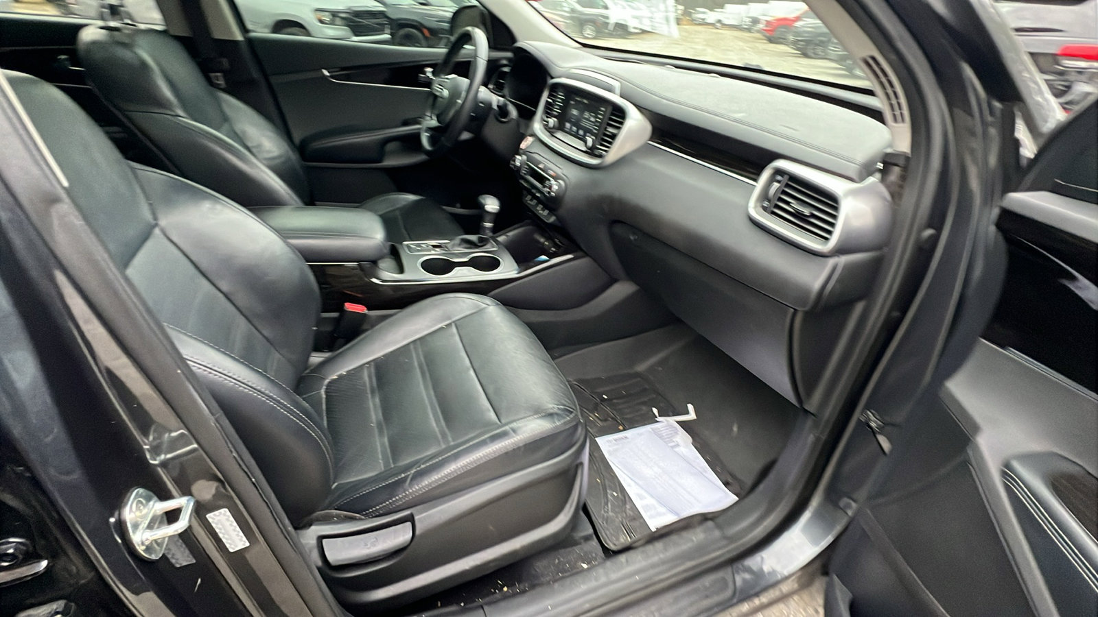 Used 2019 Kia Sorento EX image 21