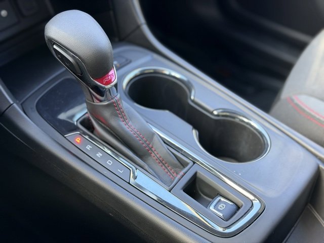 Used 2022 Chevrolet Equinox RS image 17