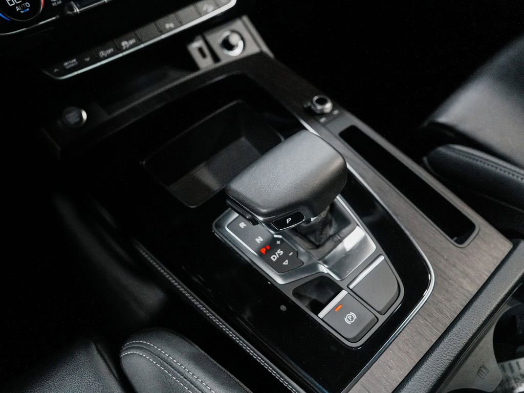 Used 2024 Audi Q5 2.0T Premium Plus image 28