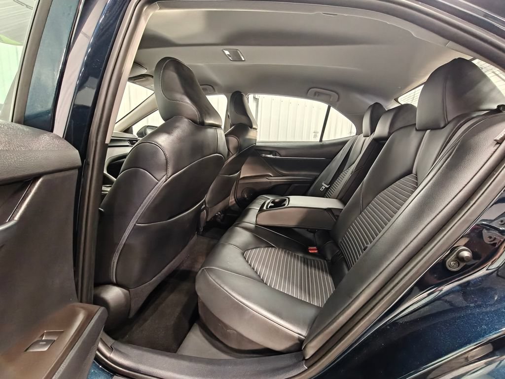 Used 2021 Toyota Camry SE FWD image 23