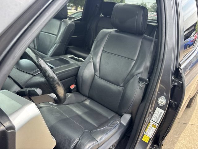 Used 2024 Toyota Tundra Platinum AWD/4WD image 19