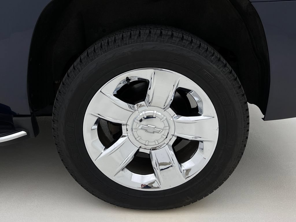 Used 2017 Chevrolet Tahoe Premier AWD/4WD image 29