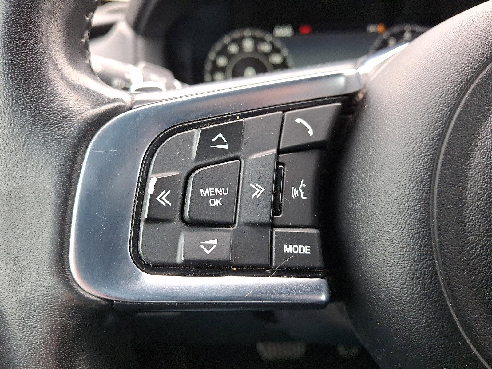Used 2020 Jaguar F-PACE R-Sport AWD/4WD image 23
