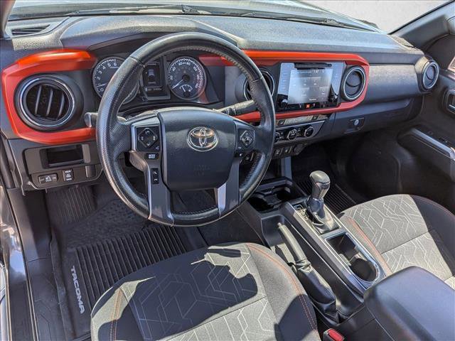 Used 2016 Toyota Tacoma TRD Sport RWD image 9