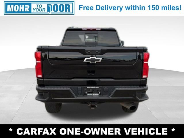 Used 2024 Chevrolet Silverado 2500 LT w/ Midnight Edition AWD/4WD image 4