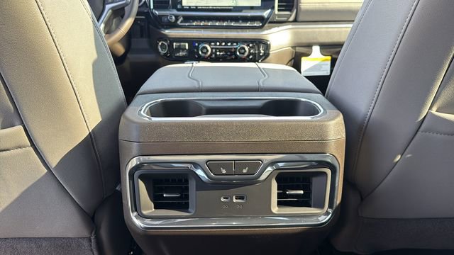 New 2026 Chevrolet Silverado 1500 LTZ w/ LTZ Premium Package AWD/4WD image 10