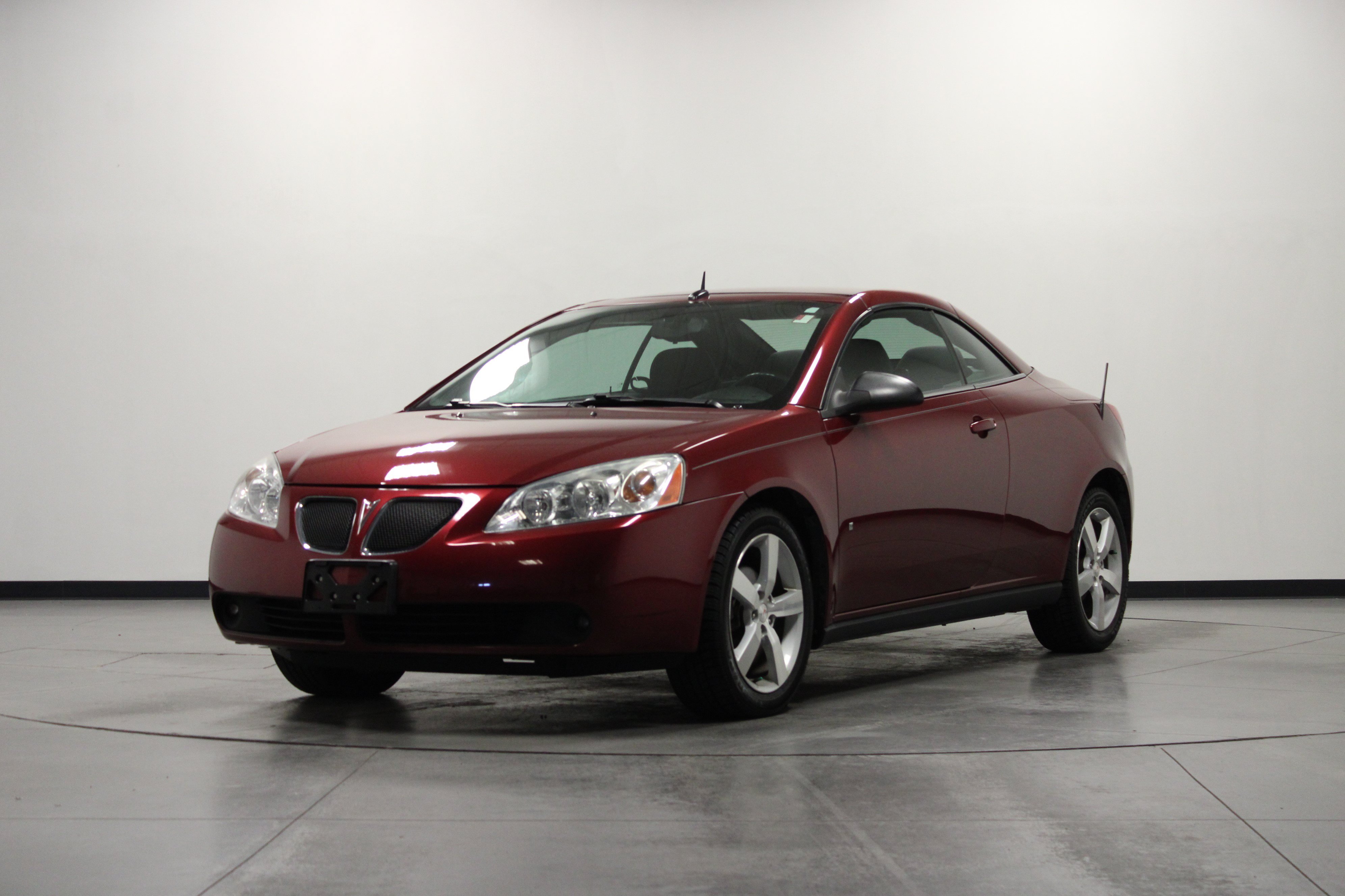 Used 2008 Pontiac G6 GT w/ Sport Package FWD image 8