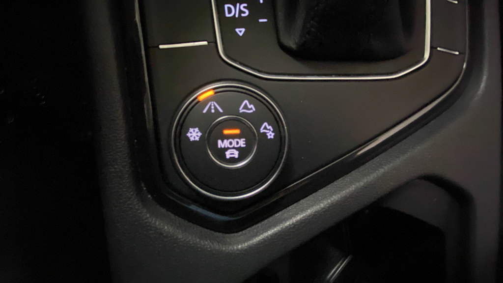 Used 2019 Volkswagen Tiguan SE w/ Panoramic Sunroof Package AWD/4WD image 20