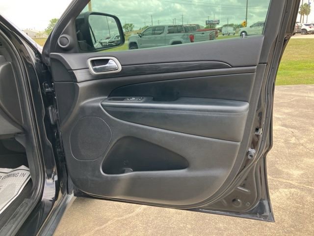 Used 2021 Jeep Grand Cherokee Laredo RWD image 13