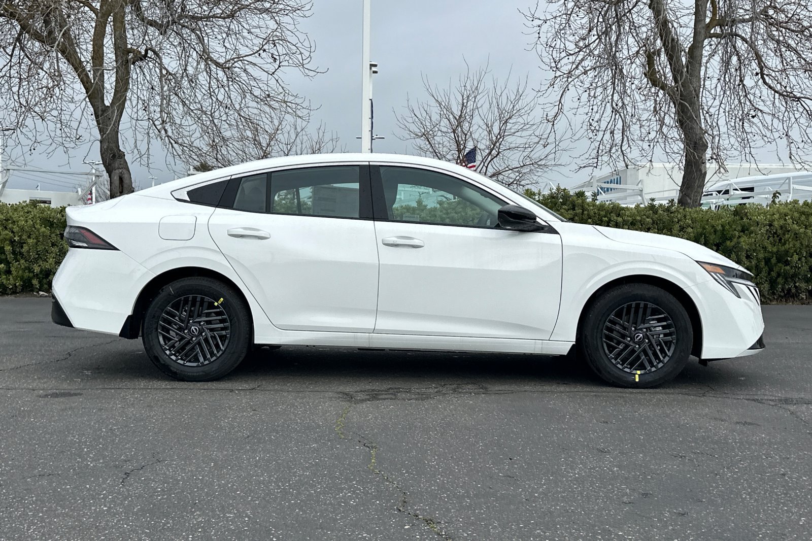 New 2026 Nissan Sentra SV w/ SV Convenience Package FWD image 3