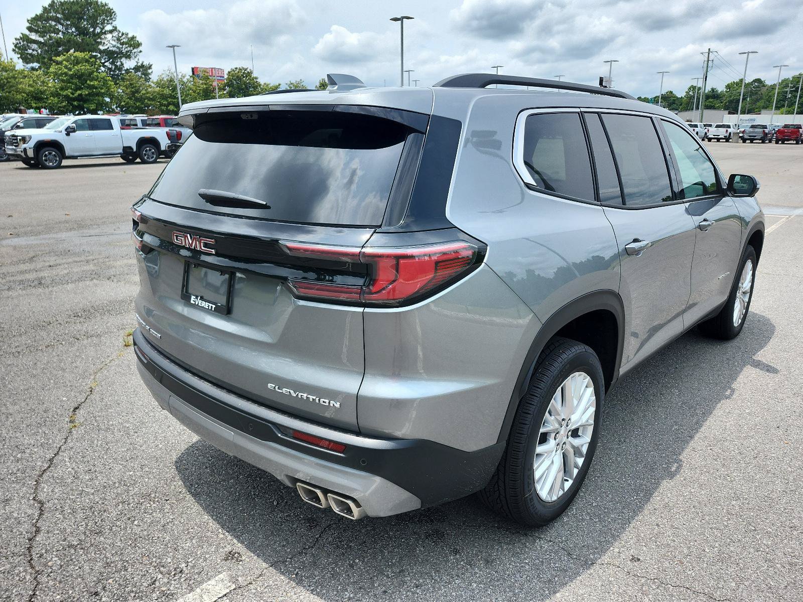 New 2026 GMC Acadia Elevation w/ Elevation Premium Package AWD/4WD image 3