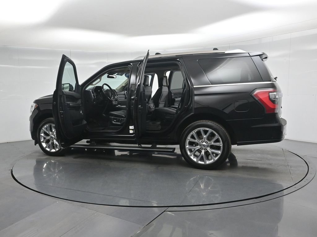 Used 2019 Ford Expedition Platinum RWD image 39