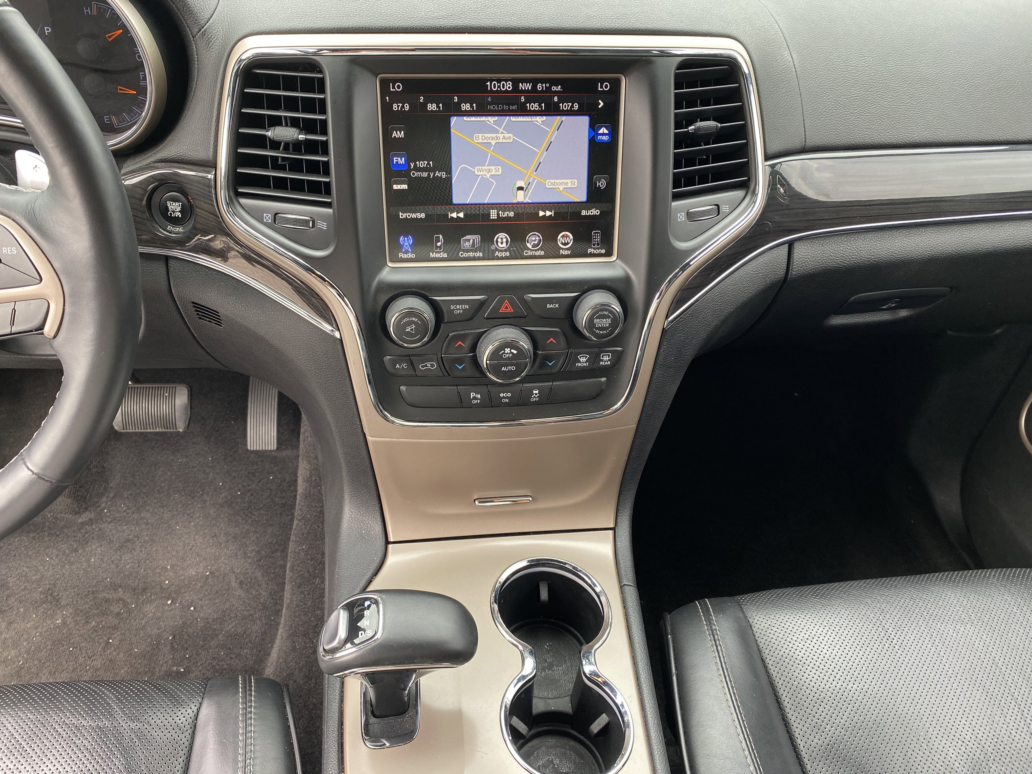 Used 2015 Jeep Grand Cherokee Overland image 13