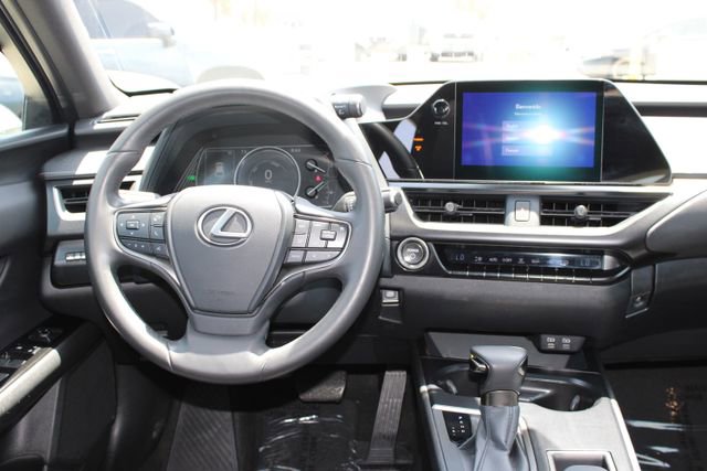 Certified 2023 Lexus UX 250h FWD w/ Accessory Package (Z2) image 14