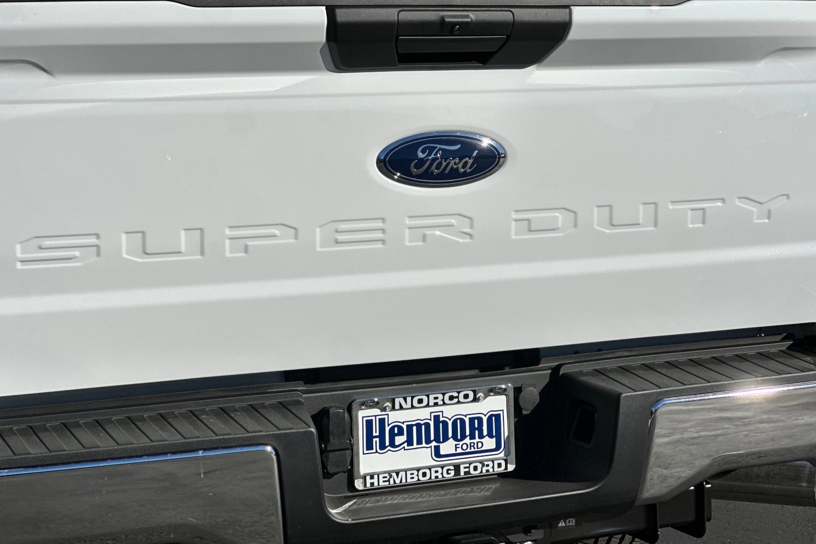 New 2026 Ford F250 XL w/ XL Chrome Package image 24