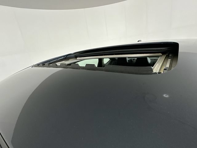 Used 2024 Honda Accord EX-L image 9