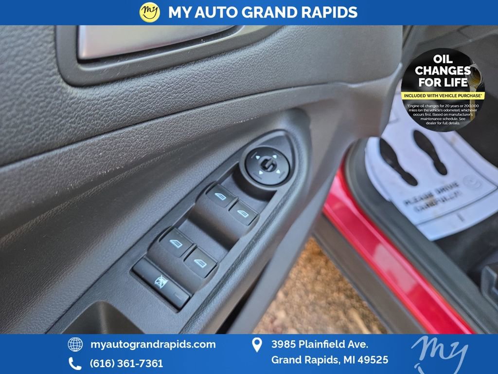 Used 2017 Ford Escape SE w/ SE Sport Appearance Package image 22