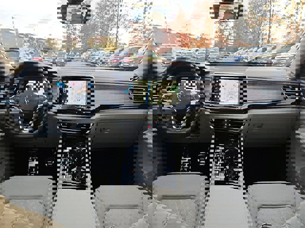 New 2026 Volkswagen Atlas SEL Premium R-Line image 5