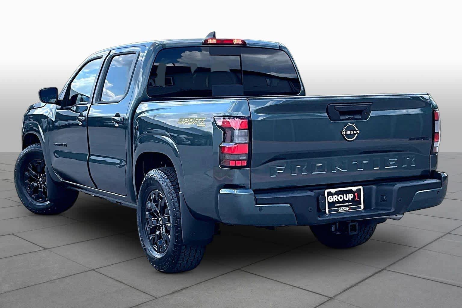 New 2027 Nissan Frontier SV RWD image 7