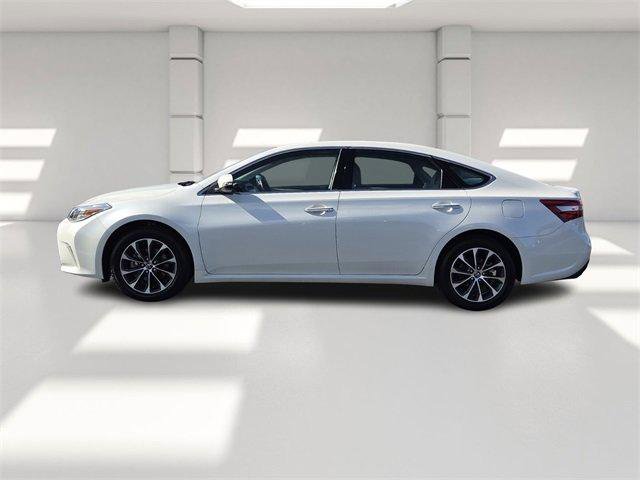 Used 2018 Toyota Avalon XLE Premium w/ All Weather Liner Package image 2