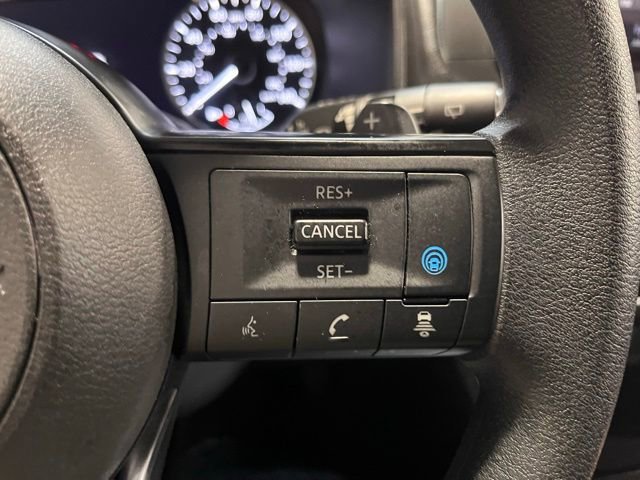 Used 2024 Nissan Rogue SV image 23