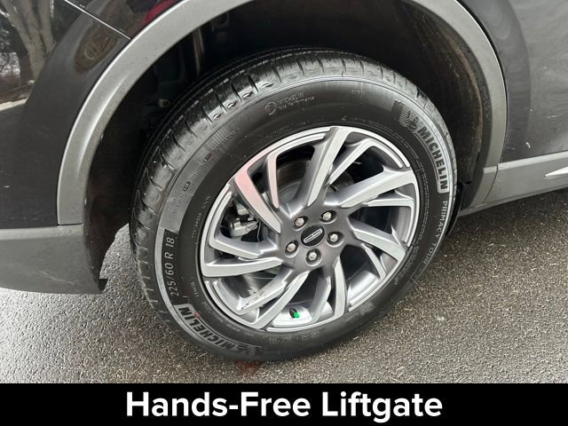 Used 2024 Lincoln Corsair AWD w/ Equipment Group 101A image 15