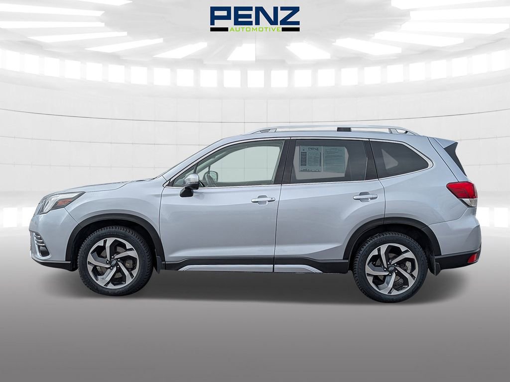 Used 2023 Subaru Forester Touring w/ Popular Package #2 image 4