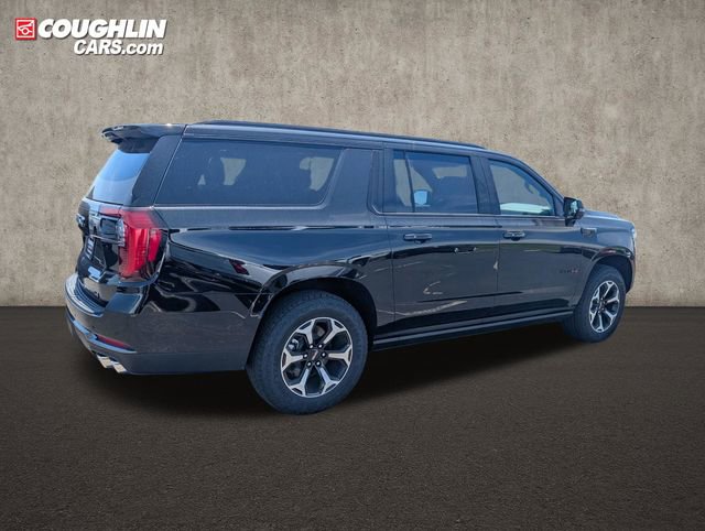 New 2026 GMC Yukon XL AT4 w/ AT4 Premium Plus Package AWD/4WD image 9