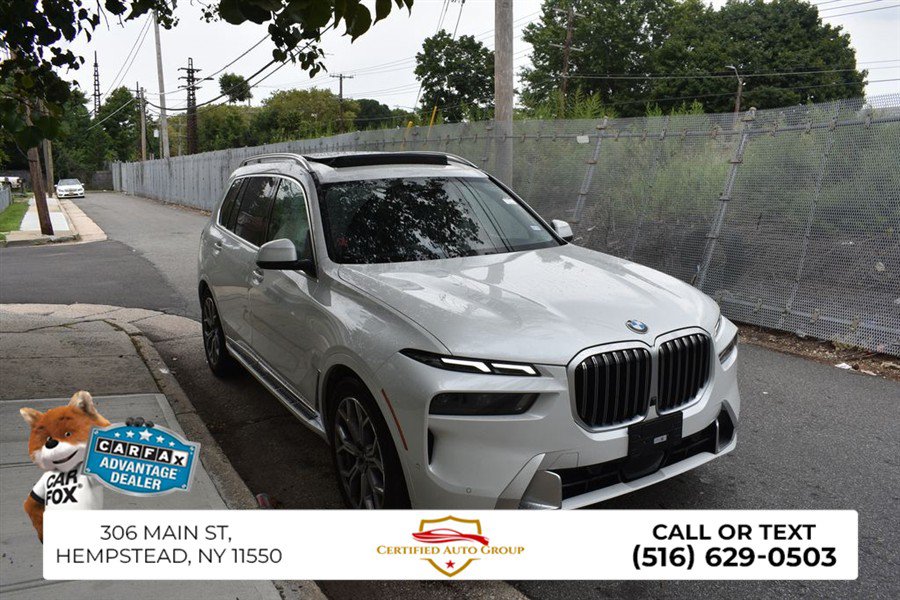Used 2026 BMW X7 xDrive40i AWD/4WD image 4