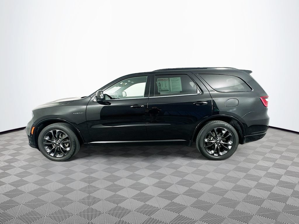 Certified 2023 Dodge Durango R/T w/ Blacktop Package AWD/4WD image 6