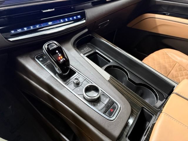 Used 2023 Cadillac Escalade ESV Premium Luxury w/ Performance Package AWD/4WD image 49