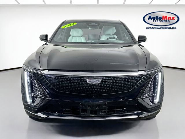Used 2024 Cadillac Lyriq Sport image 7