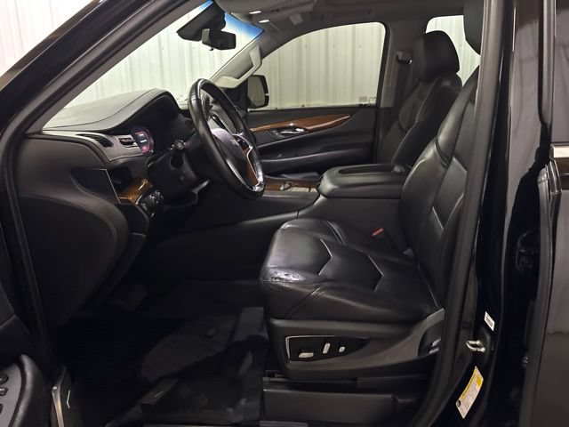 Used 2019 Cadillac Escalade Premium Luxury AWD/4WD image 36