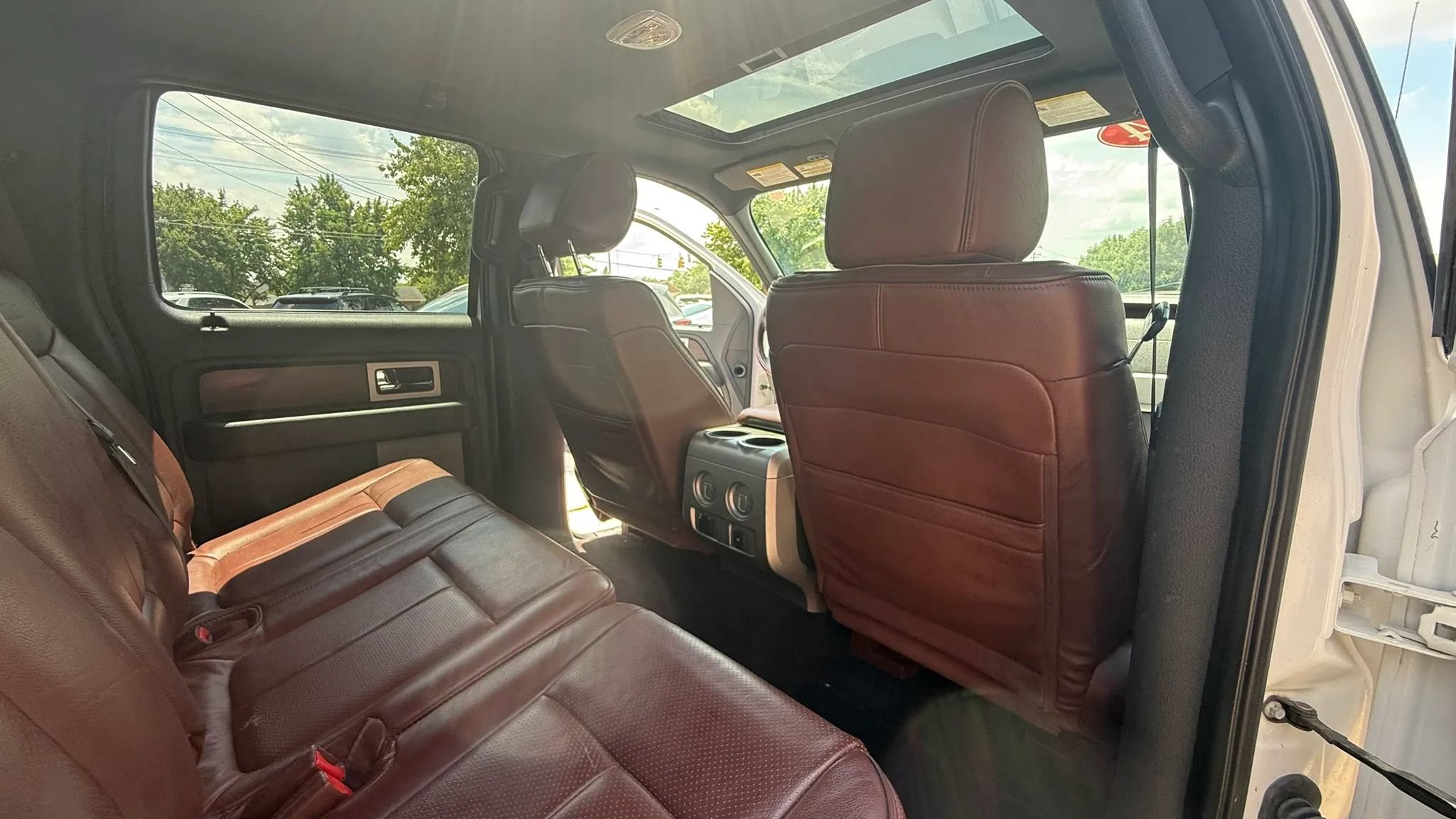 Used 2014 Ford F150 King Ranch w/ King Ranch Luxury Package AWD/4WD image 11