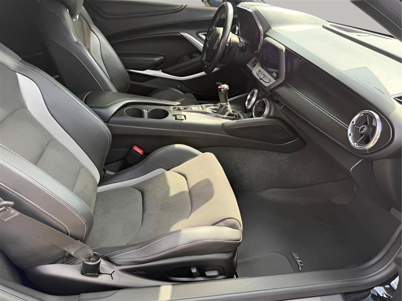 Used 2019 Chevrolet Camaro SS RWD image 27
