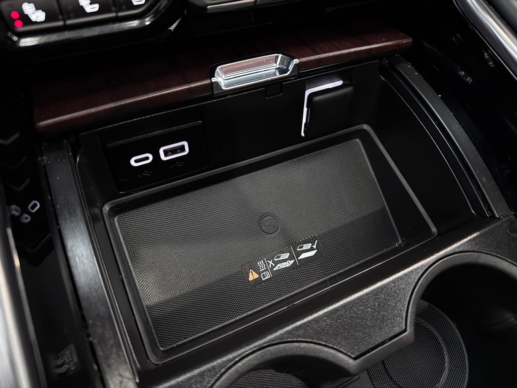 Certified 2024 GMC Yukon Denali Ultimate image 20