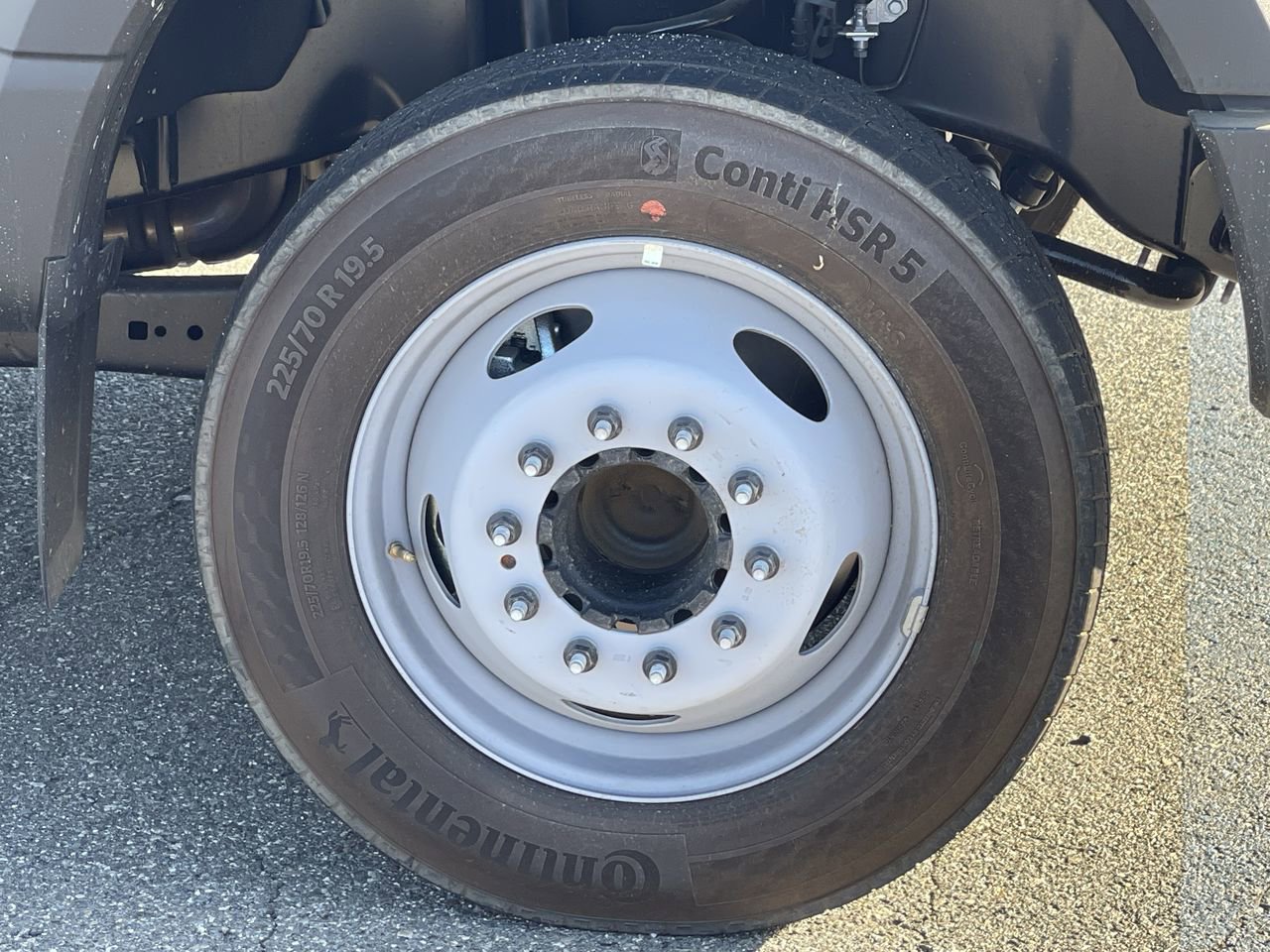 New 2024 Ford F450 XL w/ XL Chrome Package RWD image 10