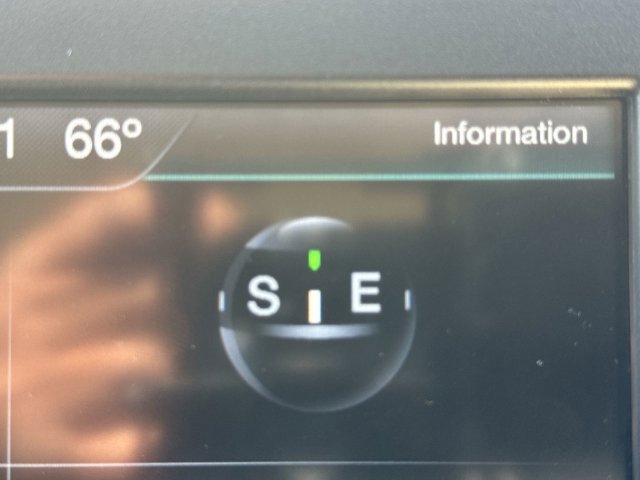Used 2013 Lincoln MKZ FWD image 14
