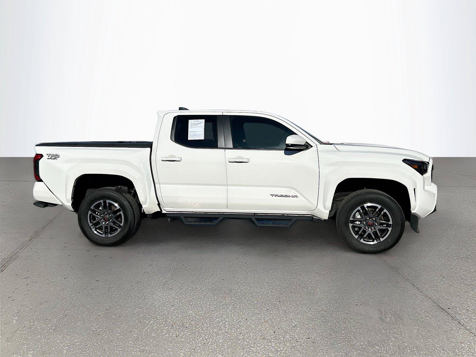 Used 2024 Toyota Tacoma TRD Sport AWD/4WD image 3