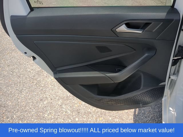 Used 2025 Volkswagen Jetta Sport FWD image 33