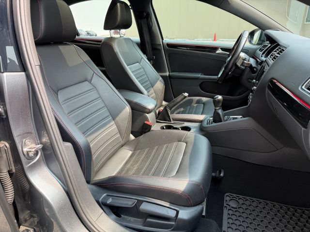 Used 2017 Volkswagen Jetta GLI FWD image 24
